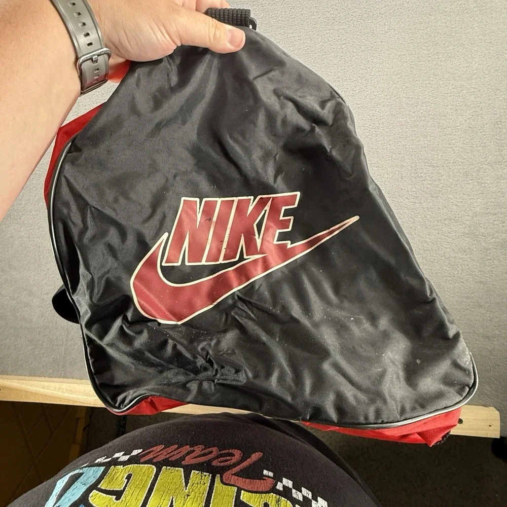 Vintage Nike Training Large Red Duffel Bag Gym Carryall Holdall 24x12x12